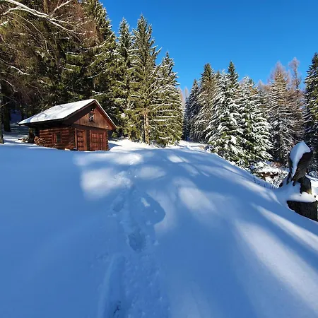 Nadgalerii Solan דירה *